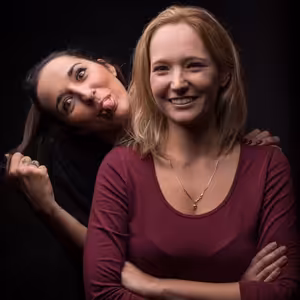 Trailer: Speed dating vs Tinder vs reálný život