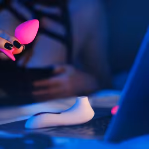 Feministické porno: V čem se liší od mainstreamu a proč je etické?