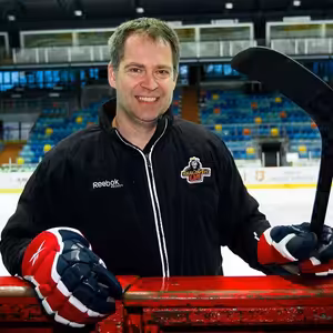 Martin Hosták zhodnotil letošní extraligu, probíhající play-off NHL a pozval na MS