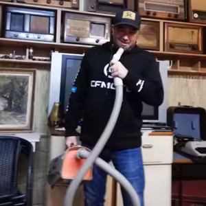 VYSAVAČ 072 - Eduard Šlampa