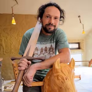 Přírodní bydlení: Jak podniká přírodní stavitel Jakub Gajda