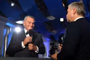 Ústavní kulatiny, Zemanův poslední útok, bezvládí v Praze