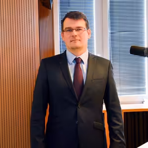 Róbert Ondrejcsák - Pre obranu NATO by sme mali spraviť viac ako vojenské cvičenie v Lotyšsku