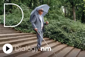 Kolobežkári na chodníkoch: Nevidiacim chýba tolerancia aj pravidlá. Čo s tým? (podcast)