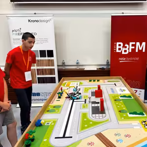 Ako prebiehalo regionálne kolo svetovej robotickej olympiády v Banskej Bystrici?