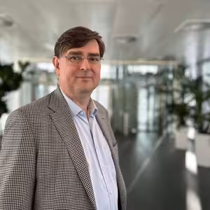 Výběr Jakuba Seidlera do bankovní rady ČNB je dobrý krok, měnová politika směr ale nezmění, vysvětluje bývalý člen rady