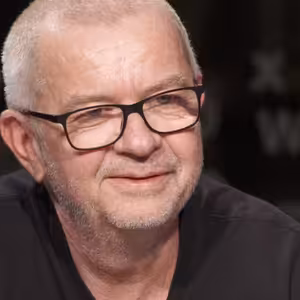 Covid je jako za komoušů, bylo to těžké, ale stejně jsme hráli. Koncerty online nakoply nás i fanoušky, říká Fiala z Mňága a Žďorp