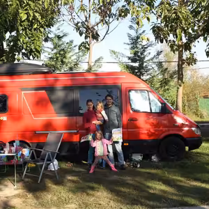 S13E11: POL ROKA V CAMPERVANE - Deti sú spratné