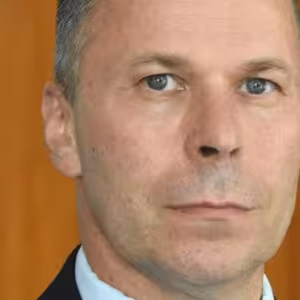 Peter Kovařík - Nechcem mať z policajtov iba vyberačov pokút