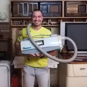 VYSAVAČ 052 - Michal Prášek