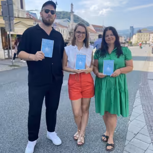 Susanne Gregor navštívila Banskú Bystricu so svojou novou knihou Voľným pádom