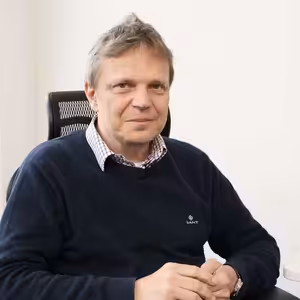 Pavel Kohout (ALGORITHMIC SICAV): Akciové trhy se navzdory krizím zatím vždy dokázaly posunout na nová maxima. Akcie nemusejí být levné, aby investorům vydělávaly