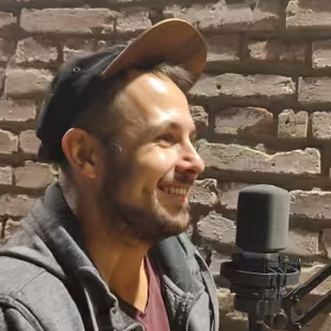 Juraj Beňačka z No Brake: Zahrali sme si na najväčších pódiách v Československu, ale radi vystúpime aj pre 10 ľudí