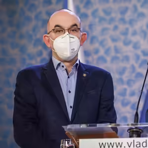 Vláda uzavřela okresy Cheb, Sokolov a Trutnov