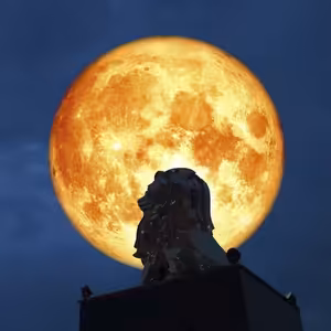 Červen 2021 - Jen na svobodě vychází požehnání v úplňku.