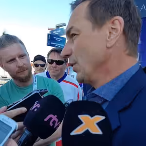 Prísny otec Peter Bondra