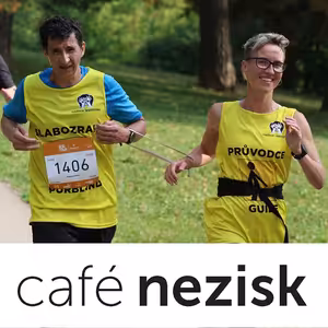 Café Nezisk podcast I Adriana a Roman z organizace Okamžik, z.ú.
