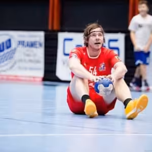 S Tomášom Vallom nielen o patriotizme Považskobystričanov