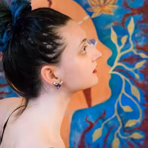 „Dívám se zpátky na svůj život a vidím, že jsem mohla několikrát umřít a neumřela jsem. Beru to jako zázrak." s Claire o anorexii, bulimii, Bohu a hraniční poruše osobnosti