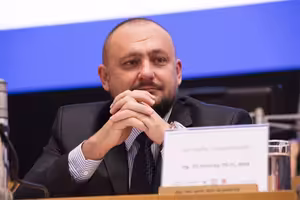 Horecký: Kvůli povinnému očkování proti covidu-19 by reálně ze sociálních služeb odešlo 1 až 2% pracovníků