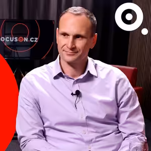 Kontrolujeme každou platbu, jde o vteřiny, říká ke kyberútokům zástupce banky