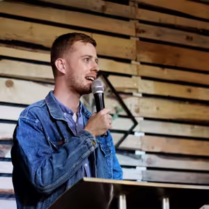 Robo Petrilák - Neodvráť sa od Neho