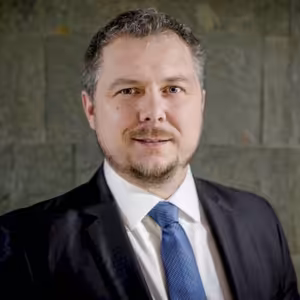 Covid-19 dal Karlovým Varům druhou facku, říká nový šéf Thermalu