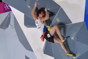 “Do poslední chvíle to vypadalo, že Adam Ondra bude mít medaili, možná i zlatou.” Říká jeho kamarád, lezec Martin Stráník.