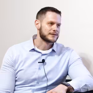 Účet za energie se jim zvedl čtyřnásobně, přesto cítí příležitost investovat