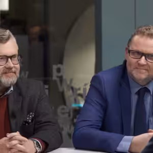 Pro Čechy je snazší být poražený a oběť, o dějinách si lžeme do kapsy. Ztratili jsme důvěru v politiky v roce 1968, říkají Groman a Stehlík