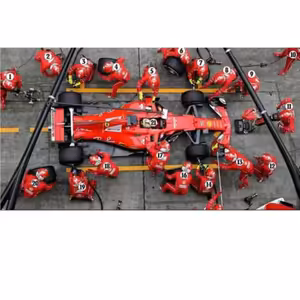 EisKing SPECIAL - Anatomie Pit Stopu. Vymeni mechaniky roboti?