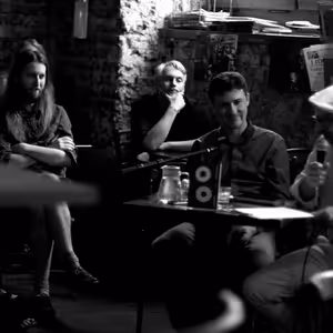 Milan Děžinský, Obcházení ostrova