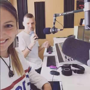 Mišo a Mona hovoria vtipy pre Dobrý Skutok