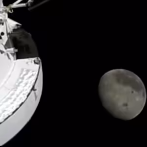 Blíž k Měsíci, nejdál od Země. Artemis II je největší událostí v kosmonautice za poslední dekády