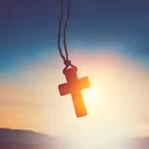 Žena vyléčená z cervikální spondylózy po 10 letech bolestí.