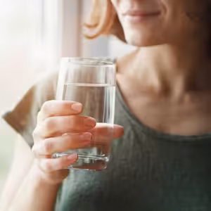 WHEALTHCAST #10: Zdravý pitný režim: Koľko a akých nápojov denne vypiť?