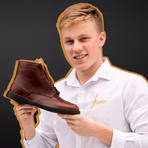 18: Václav Staněk / Vasky - po přestěhování do Prahy jsem spal v kanceláři na matraci, dnes vyrobíme 400 párů bot denně