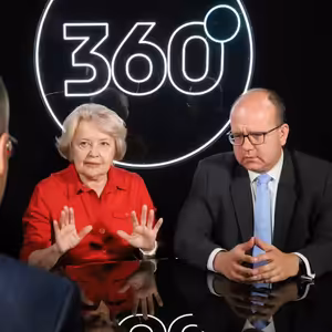 M. Vášáryová: “Putin do 3 rokov môže napadnúť krajinu NATO” M. Wlachovský: “A my si tu žijeme v našom Hobitove a tvárime sa, že sa nás to netýka”