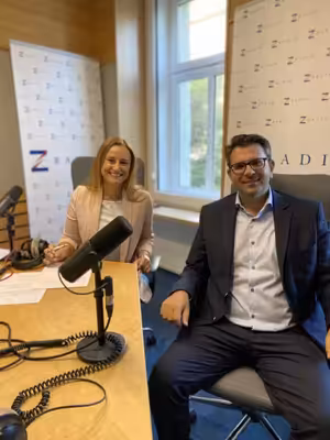 Na lupénku nejvíc pomáhá ultrafialové záření, říká lékař Spyridon Gkalpakiotis