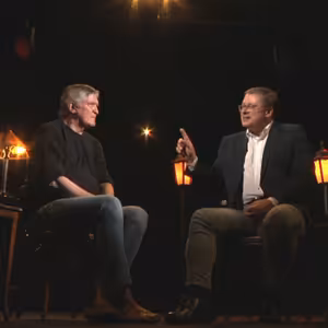 .pod lampou s Michalom Vašečkom: Sme bezbranní voči kotlárovskej, prevratovej či ruskej manipulácii?