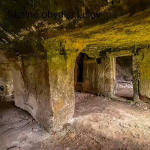 Skalné obydlia Lišov