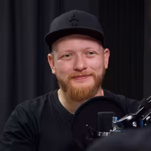 31: Vráťa Kalenda (Applifting): Firma byla založena na principu, že manažeři nejsou potřeba