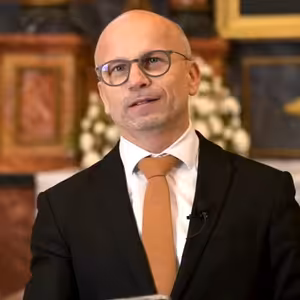 Adventný človek žije z Božej milosti