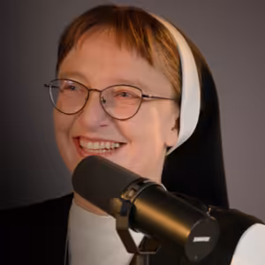 GDZN podcast 123: Rehoľníčka, ktorá lieta - Františka Čačková