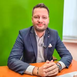 Poslední Rakušanův kšeftík na rozloučenou? 230 MILIONŮ KČ. Pirátská malá domů. | Čau Praho #154