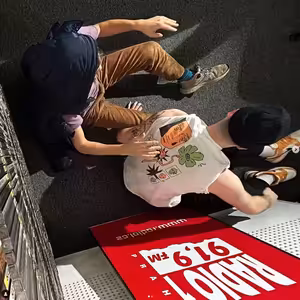 Reflektor #239: Flausíme na žíněnce s Duklou a probíráme EPs roku 2023