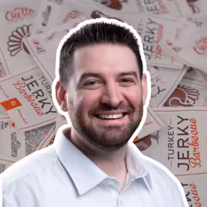 Má největší firmu na sušené maso: Zpracujeme tři tuny masa denně, dodáváme i britské armádě. Děti sušené maso milují