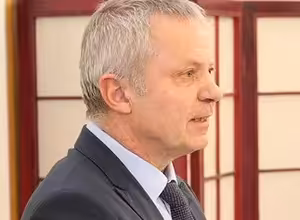 Rektor ZČU Miroslav Holeček pro Rádio Z: Rozvolňuje se vše a přitom školy jsou prakticky stále uzavřené a v lidech narůstá pocit, že jsou to nejnebezpečnější