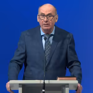 Milan Hlouch • Apoštol Petr a kohoutí zakokrhání