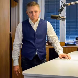 Robert Fico - December prinesie personálne zmeny na pozíciach v strane SMER - SD